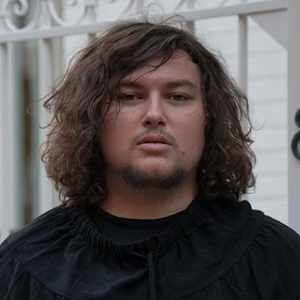 Léo