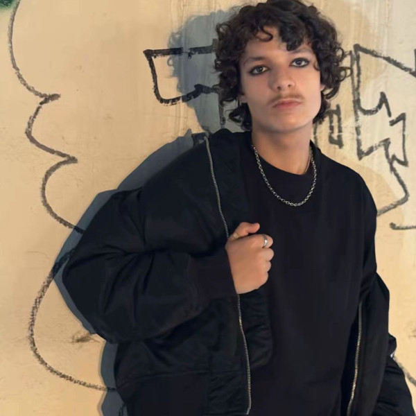 Photo de profil de Yacine
